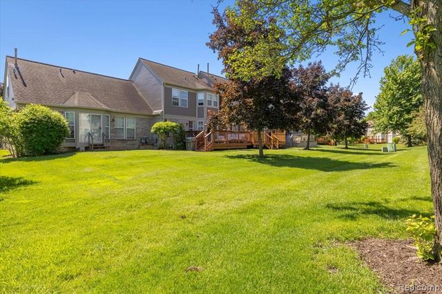 4472 Hunters Circle, Canton, MI 48188