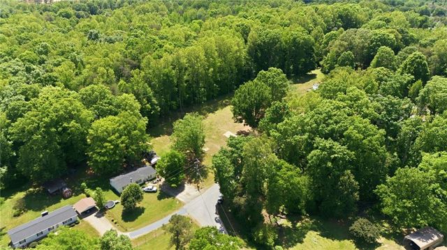 7142 Bonanza Drive, Kernersville, NC 27284