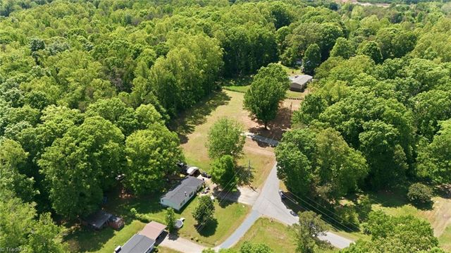 7142 Bonanza Drive, Kernersville, NC 27284
