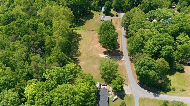 7142 Bonanza Drive, Kernersville, NC 27284
