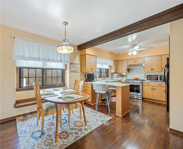 113 Cassia Dr, Jefferson Hills, PA 15025