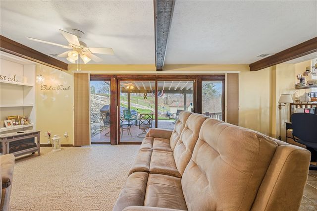 113 Cassia Dr, Jefferson Hills, PA 15025