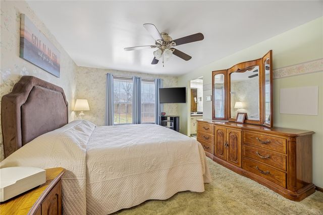 113 Cassia Dr, Jefferson Hills, PA 15025