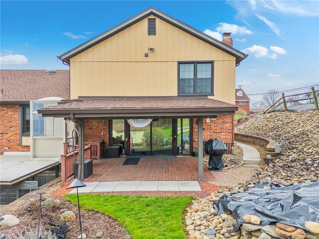 113 Cassia Dr, Jefferson Hills, PA 15025