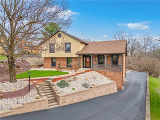 113 Cassia Dr, Jefferson Hills, PA 15025