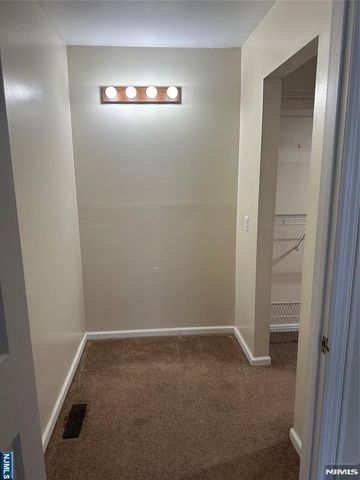24 Falls Bridge Drive, Totowa, NJ 07512