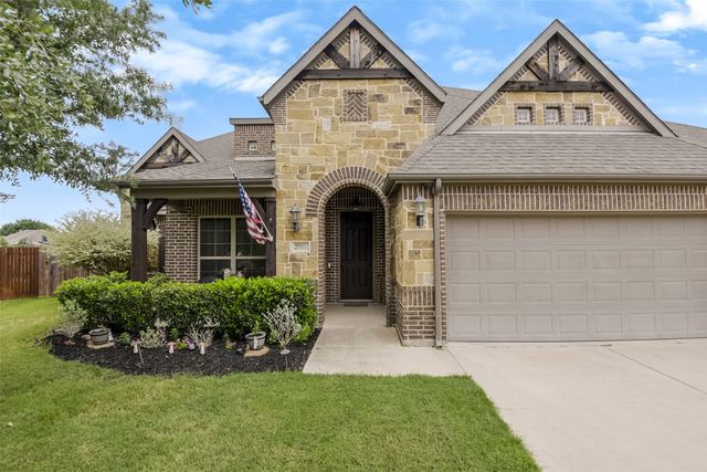 2701 Elmwood Drive, Burleson, TX 76028