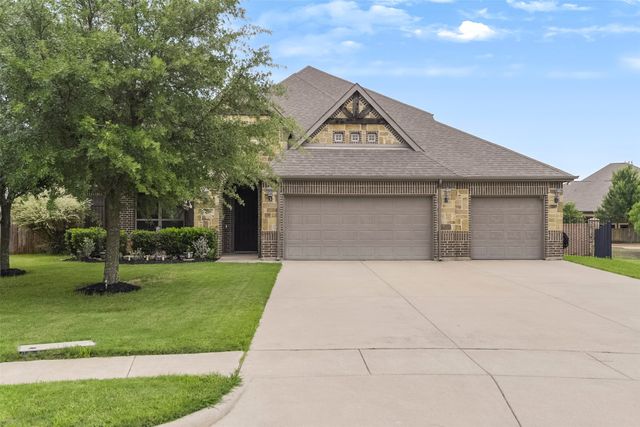 2701 Elmwood Drive, Burleson, TX 76028