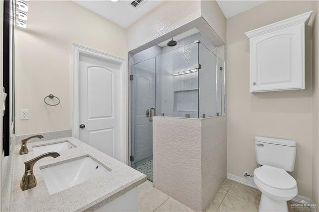 3301 E Barkley Street, Edinburg, TX 78542