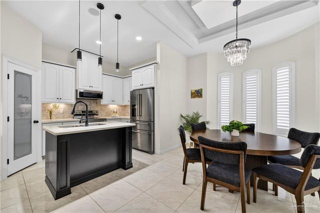 3301 E Barkley Street, Edinburg, TX 78542