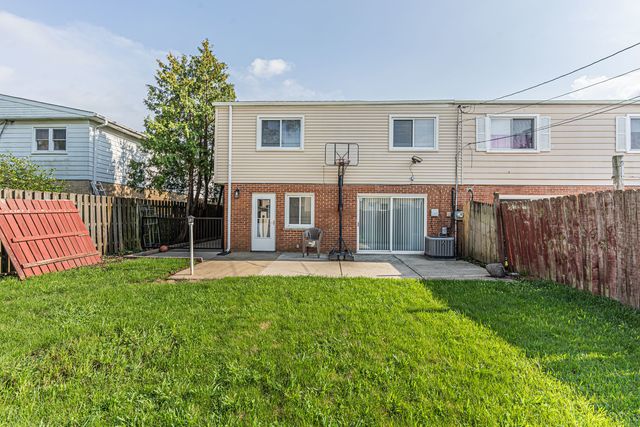 1132 Brighton Place, Glen Ellyn, IL 60137