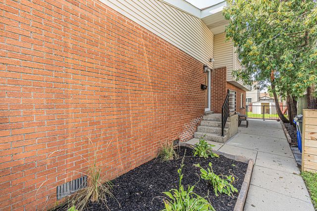 1132 Brighton Place, Glen Ellyn, IL 60137