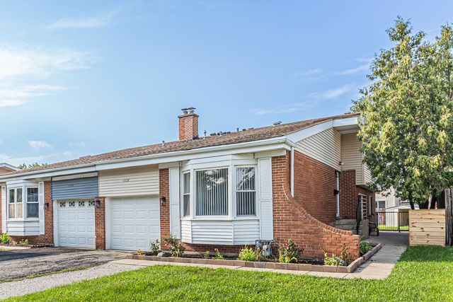 1132 Brighton Place, Glen Ellyn, IL 60137