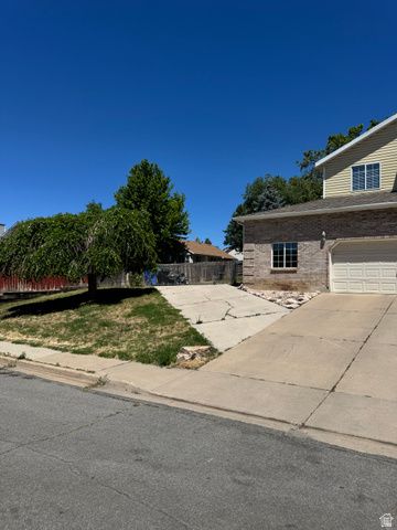 544 E 3100 N, North Ogden, UT 84414