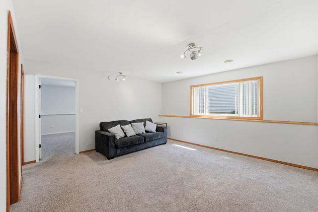 720 31st Avenue N, Saint Cloud, MN 56303