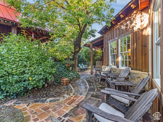 252 N 400 E, Centerville, UT 84014