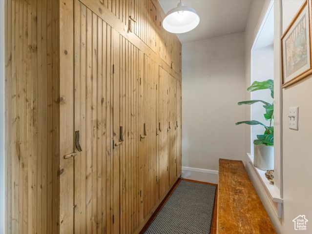 252 N 400 E, Centerville, UT 84014