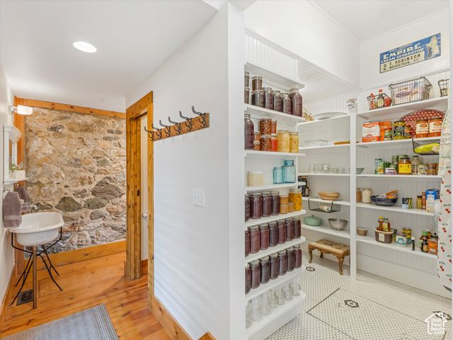 252 N 400 E, Centerville, UT 84014