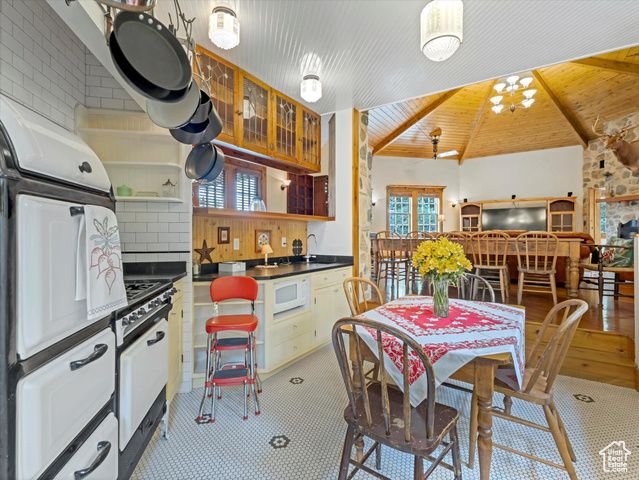 252 N 400 E, Centerville, UT 84014