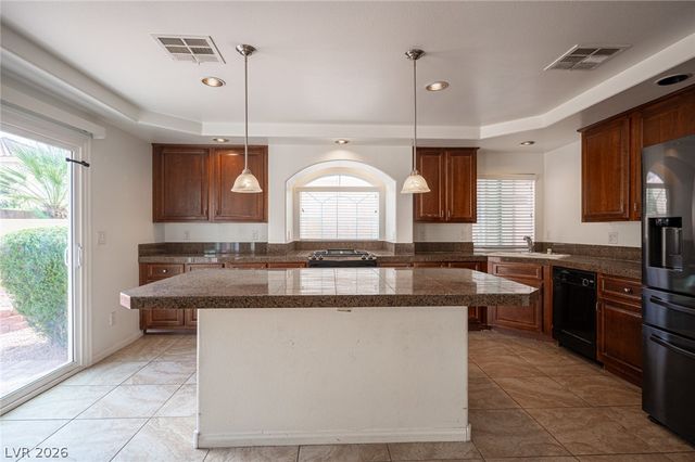 9920 MILLS REEF, Las Vegas, NV 89141