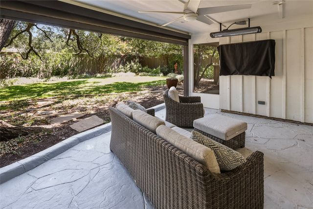 7117 Mimosa Lane, Dallas, TX 75230