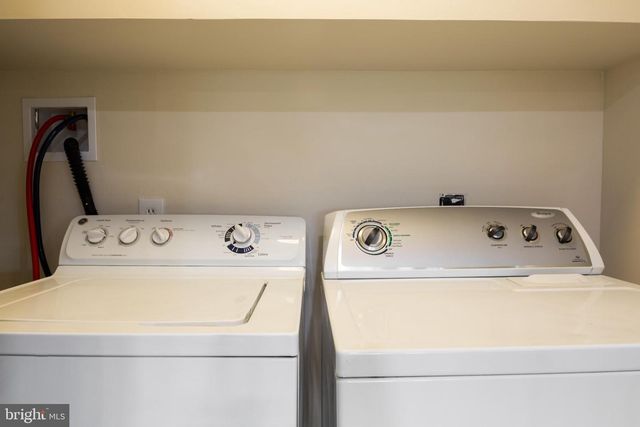 1907 KUEHNLE AVE, Atlantic City, NJ 08401