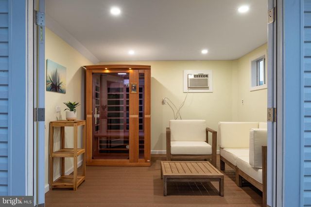 1907 KUEHNLE AVE, Atlantic City, NJ 08401