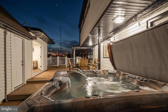 1907 KUEHNLE AVE, Atlantic City, NJ 08401