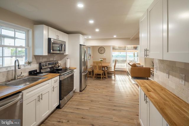 1907 KUEHNLE AVE, Atlantic City, NJ 08401