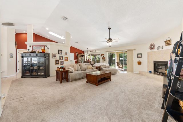 4515 NW 6TH CIRCLE, Ocala, FL 34475