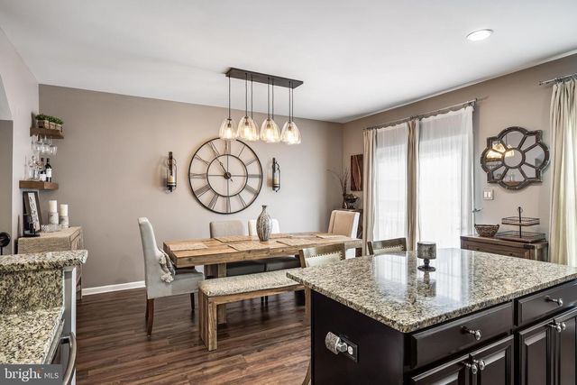 1 TAVERN LN, Sicklerville, NJ 08081