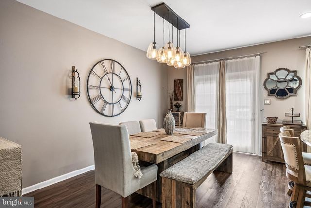 1 TAVERN LN, Sicklerville, NJ 08081