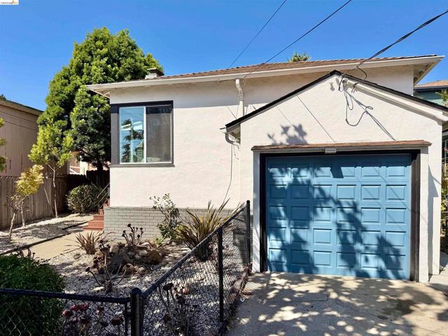 2521 24Th Ave, Oakland, CA 94601