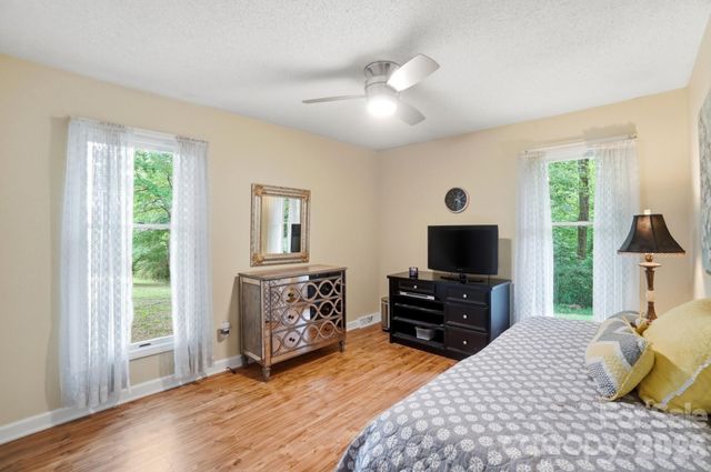 201 Hickory Hill Lane, Stanley, NC 28164