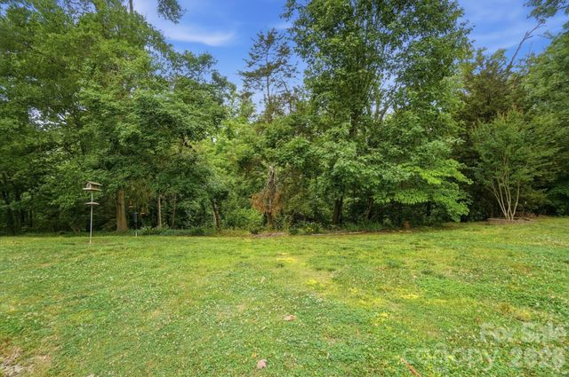 201 Hickory Hill Lane, Stanley, NC 28164