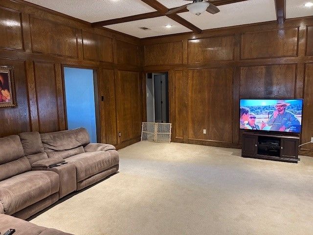 3901 W Country Club Drive, Irving, TX 75038