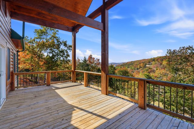 395 Canyon Parkway, Branson, MO 65616