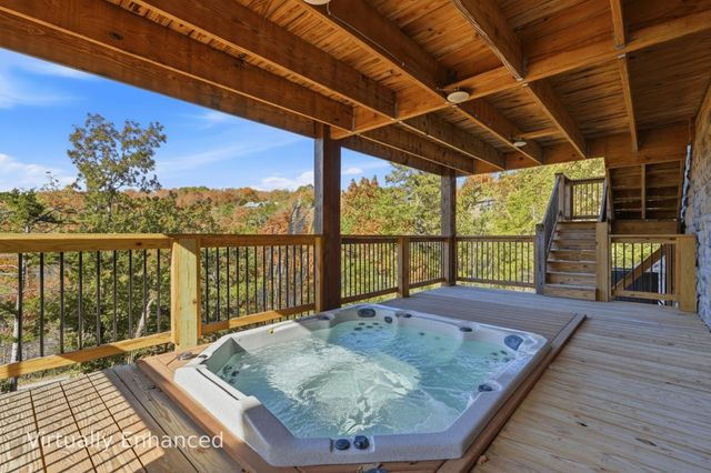 395 Canyon Parkway, Branson, MO 65616