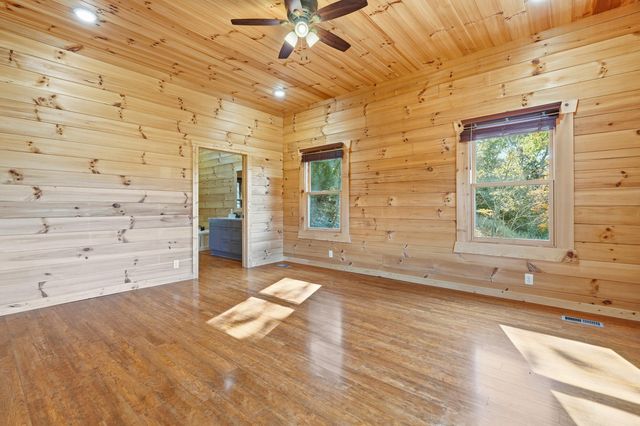 395 Canyon Parkway, Branson, MO 65616