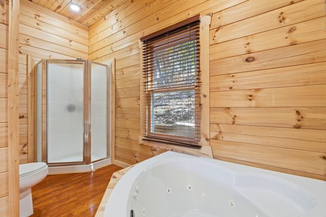 395 Canyon Parkway, Branson, MO 65616