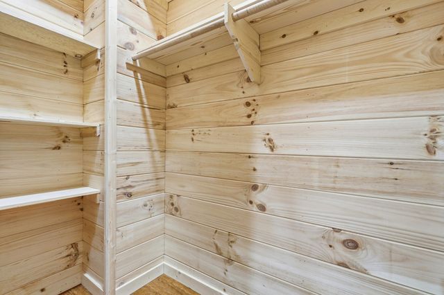 395 Canyon Parkway, Branson, MO 65616