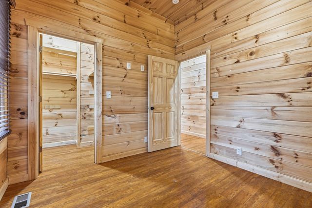 395 Canyon Parkway, Branson, MO 65616