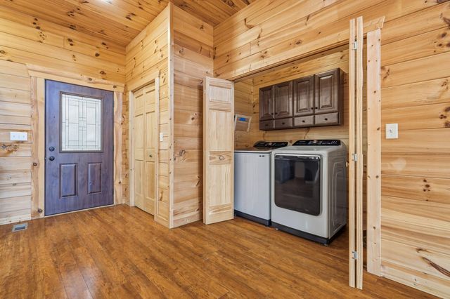 395 Canyon Parkway, Branson, MO 65616