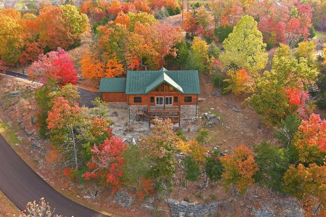 395 Canyon Parkway, Branson, MO 65616