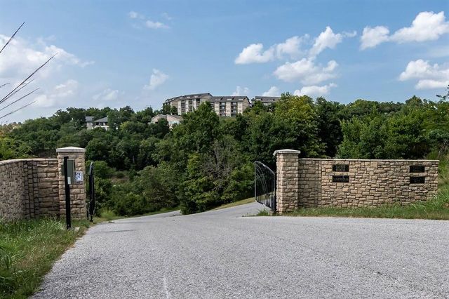 395 Canyon Parkway, Branson, MO 65616