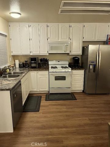 218 Newcastle Avenue, Placentia, CA 92870