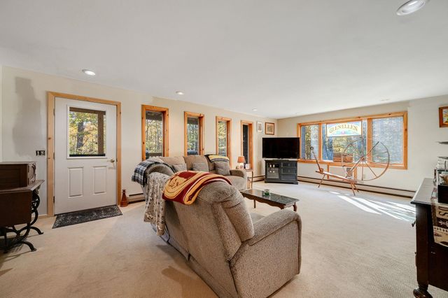 58 Maplecrest Road, Barre Town, VT 05641