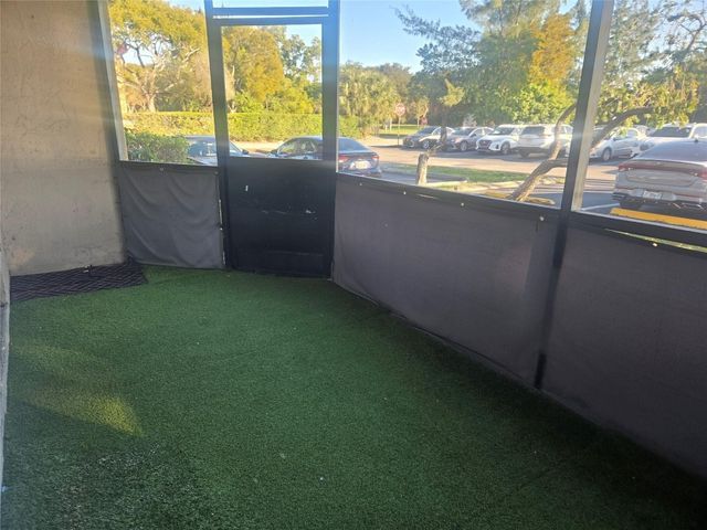 3252 Foxcroft Road 101, Miramar, FL 33025