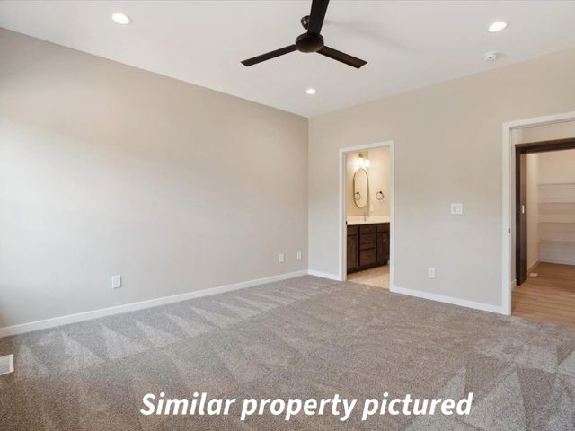 677 Maclan Court, Iowa City, IA 52246