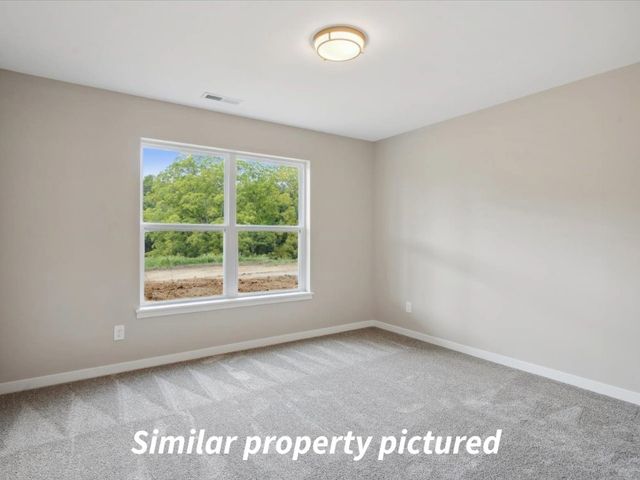 677 Maclan Court, Iowa City, IA 52246